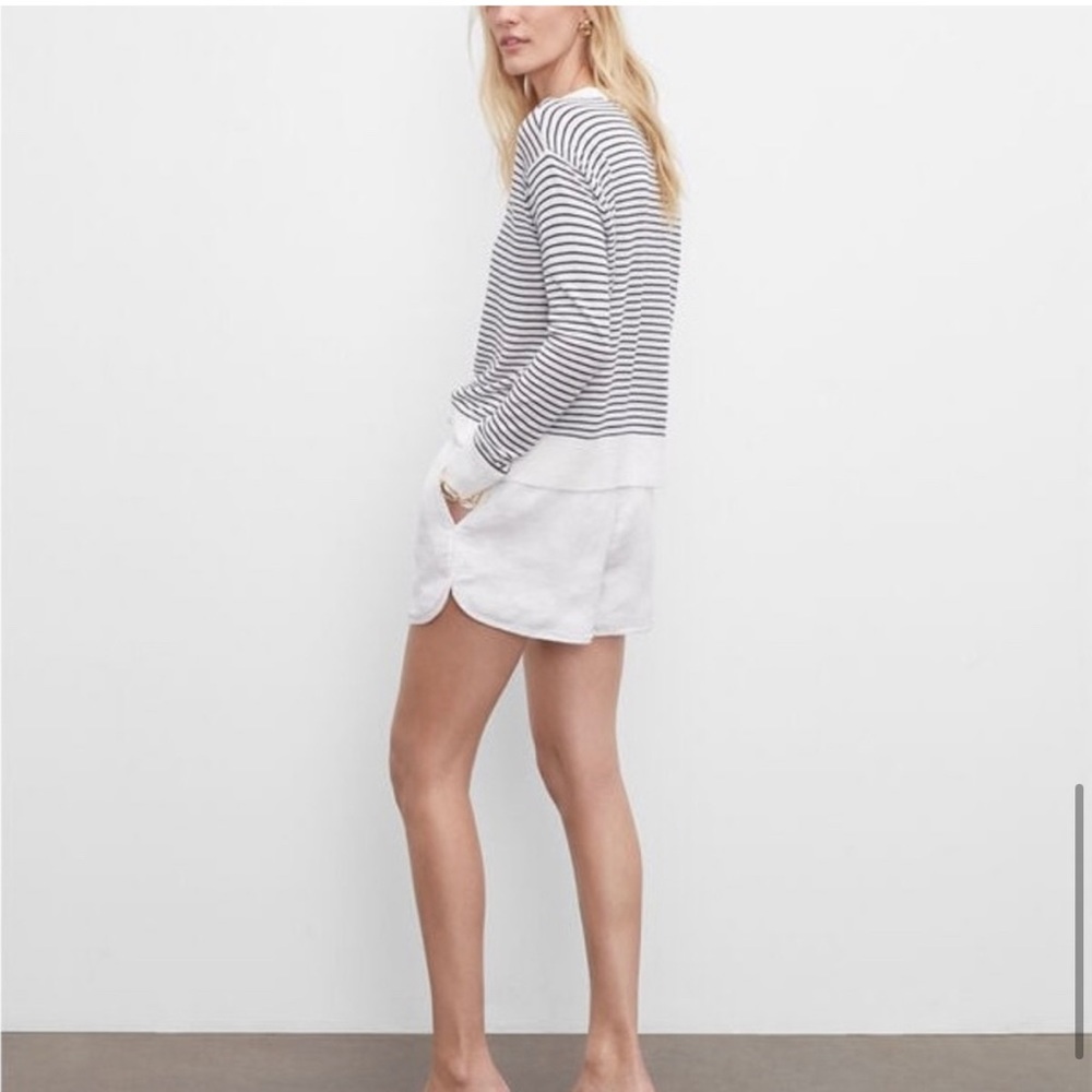 Club Monaco Small white linen shorts